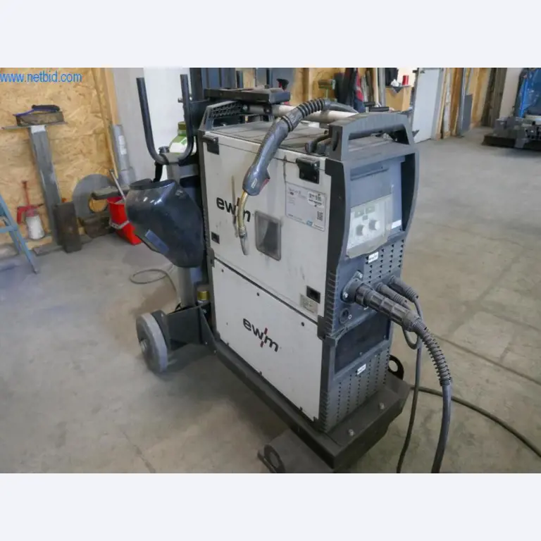 Maszyny budowlane, akcesoria budowlane, rusztowania, belki szalunkowe, podpory, maszyny i pojazdy do obróbki metalu-2