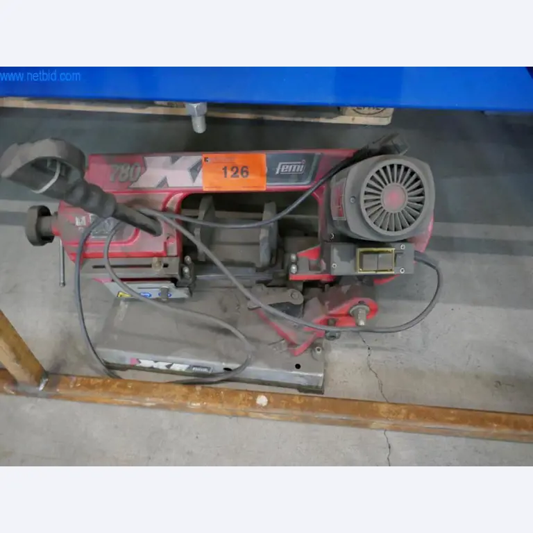 Baumaschinen, Bauzubehör, Gerüste, Schalungsträger, Stützen, metallverarbeitende Maschinen und Fahrzeuge-1