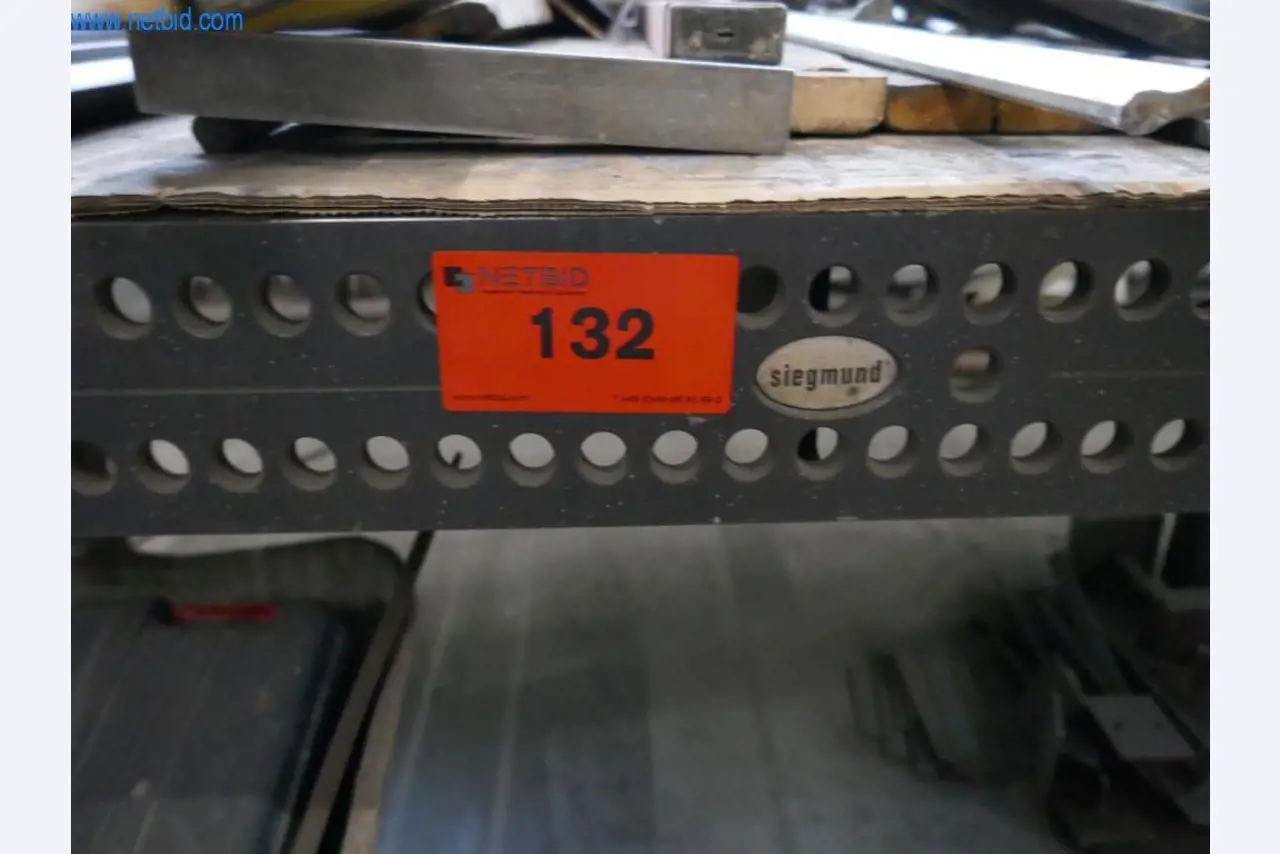 Maszyny budowlane, akcesoria budowlane, rusztowania, belki szalunkowe, podpory, maszyny i pojazdy do obróbki metalu-1