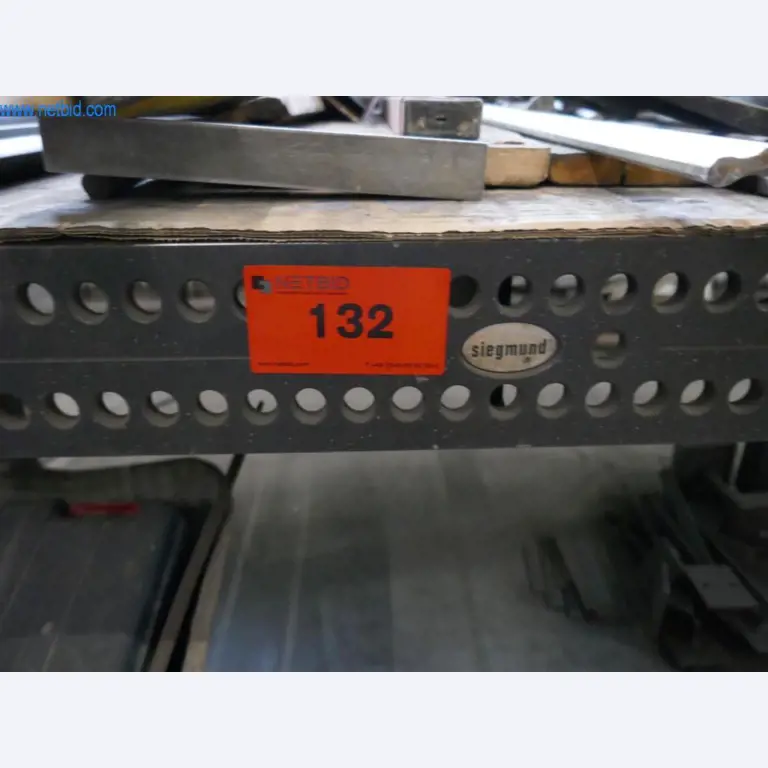 Maszyny budowlane, akcesoria budowlane, rusztowania, belki szalunkowe, podpory, maszyny i pojazdy do obróbki metalu-1