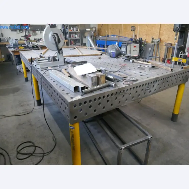 Maszyny budowlane, akcesoria budowlane, rusztowania, belki szalunkowe, podpory, maszyny i pojazdy do obróbki metalu-3