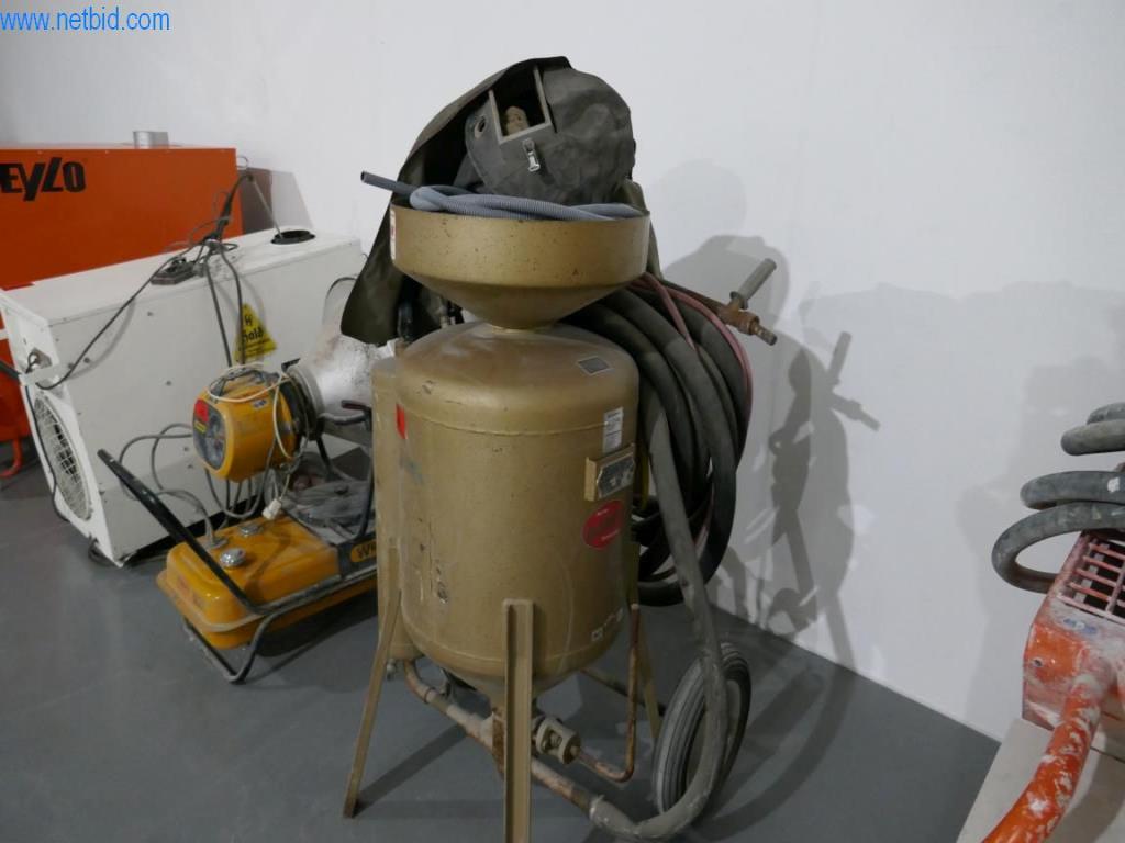 Maquinaria de construcción, accesorios de construcción, andamios, vigas de encofrado, soportes, maquinaria y vehículos para la metalurgia-2