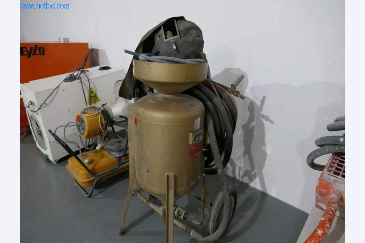 Baumaschinen, Bauzubehör, Gerüste, Schalungsträger, Stützen, metallverarbeitende Maschinen und Fahrzeuge-2