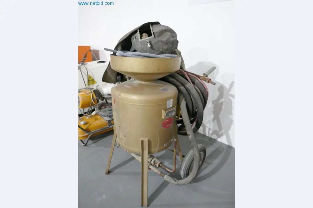 Baumaschinen, Bauzubehör, Gerüste, Schalungsträger, Stützen, metallverarbeitende Maschinen und Fahrzeuge-3