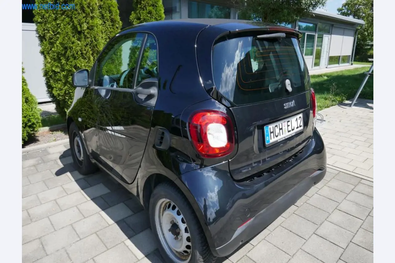 Maszyny budowlane, akcesoria budowlane, rusztowania, belki szalunkowe, podpory, maszyny i pojazdy do obróbki metalu-3