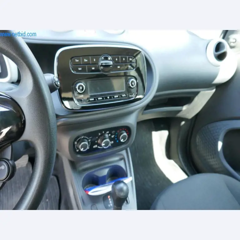 Maszyny budowlane, akcesoria budowlane, rusztowania, belki szalunkowe, podpory, maszyny i pojazdy do obróbki metalu-7