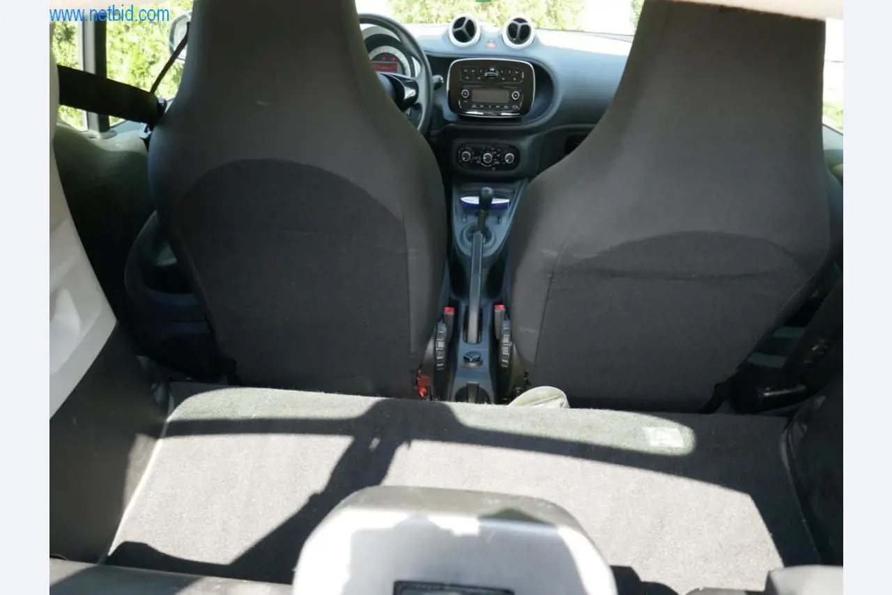 Maszyny budowlane, akcesoria budowlane, rusztowania, belki szalunkowe, podpory, maszyny i pojazdy do obróbki metalu-8