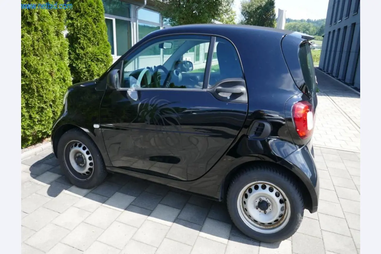 Maszyny budowlane, akcesoria budowlane, rusztowania, belki szalunkowe, podpory, maszyny i pojazdy do obróbki metalu-9