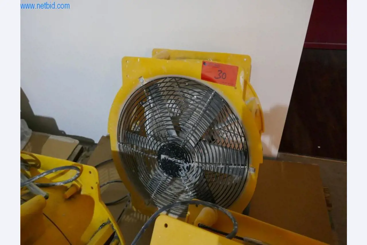 Baumaschinen, Bauzubehör, Gerüste, Schalungsträger, Stützen, metallverarbeitende Maschinen und Fahrzeuge-1