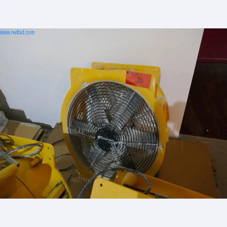 Baumaschinen, Bauzubehör, Gerüste, Schalungsträger, Stützen, metallverarbeitende Maschinen und Fahrzeuge-1