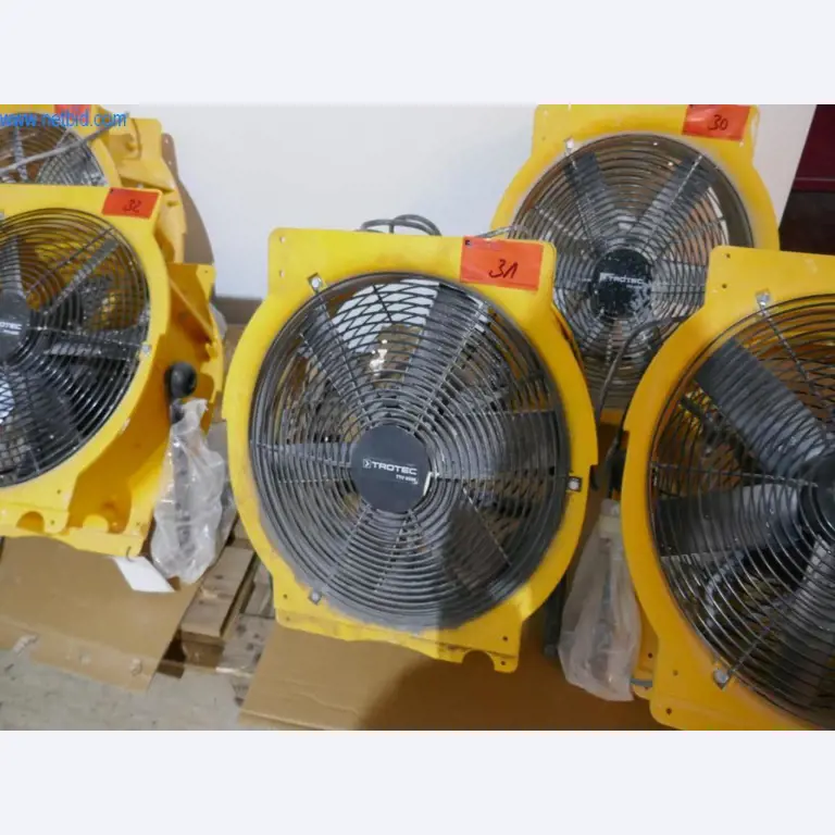 Baumaschinen, Bauzubehör, Gerüste, Schalungsträger, Stützen, metallverarbeitende Maschinen und Fahrzeuge-1