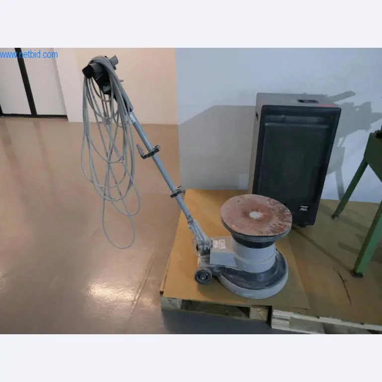 Baumaschinen, Bauzubehör, Gerüste, Schalungsträger, Stützen, metallverarbeitende Maschinen und Fahrzeuge-1