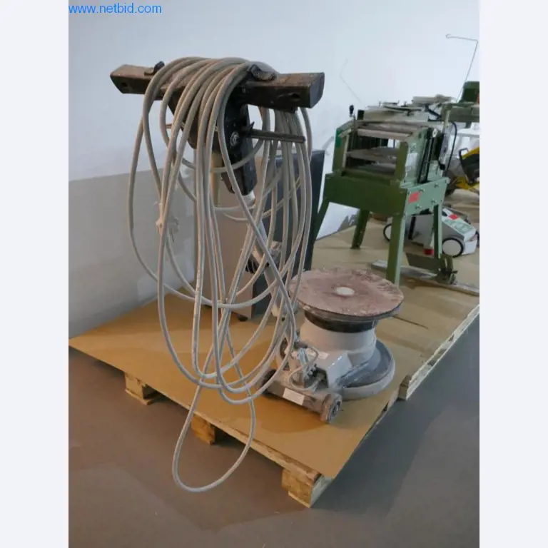 Baumaschinen, Bauzubehör, Gerüste, Schalungsträger, Stützen, metallverarbeitende Maschinen und Fahrzeuge-4