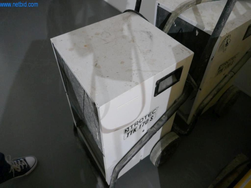 Baumaschinen, Bauzubehör, Gerüste, Schalungsträger, Stützen, metallverarbeitende Maschinen und Fahrzeuge-3