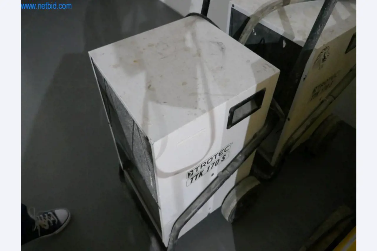 Baumaschinen, Bauzubehör, Gerüste, Schalungsträger, Stützen, metallverarbeitende Maschinen und Fahrzeuge-3