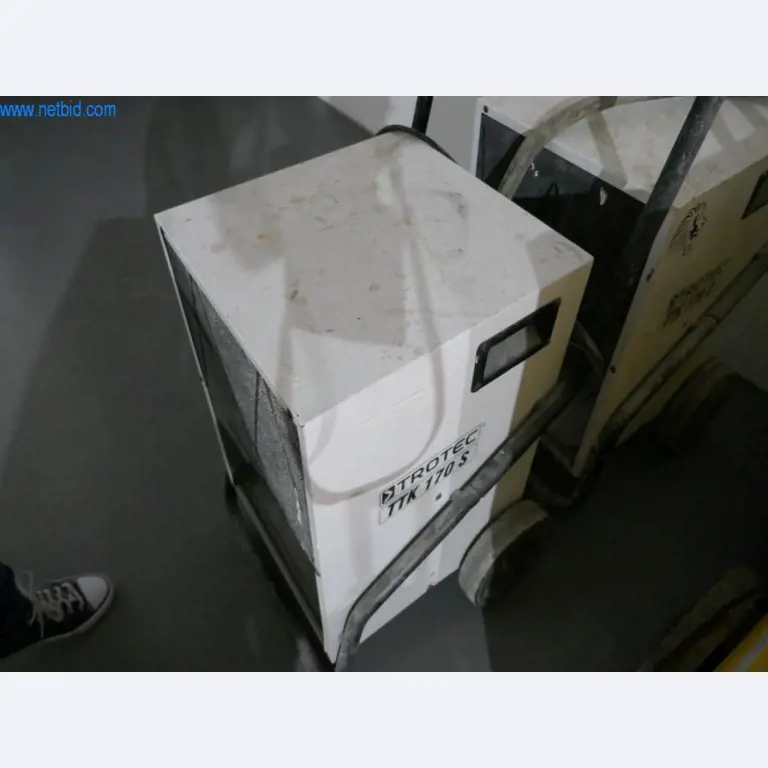 Baumaschinen, Bauzubehör, Gerüste, Schalungsträger, Stützen, metallverarbeitende Maschinen und Fahrzeuge-3