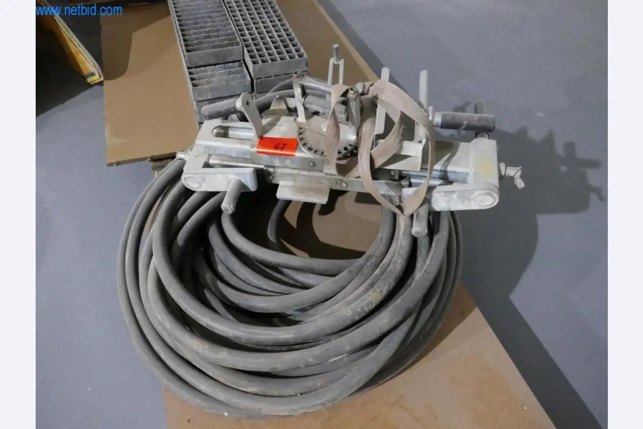 Maszyny budowlane, akcesoria budowlane, rusztowania, belki szalunkowe, podpory, maszyny i pojazdy do obróbki metalu-1