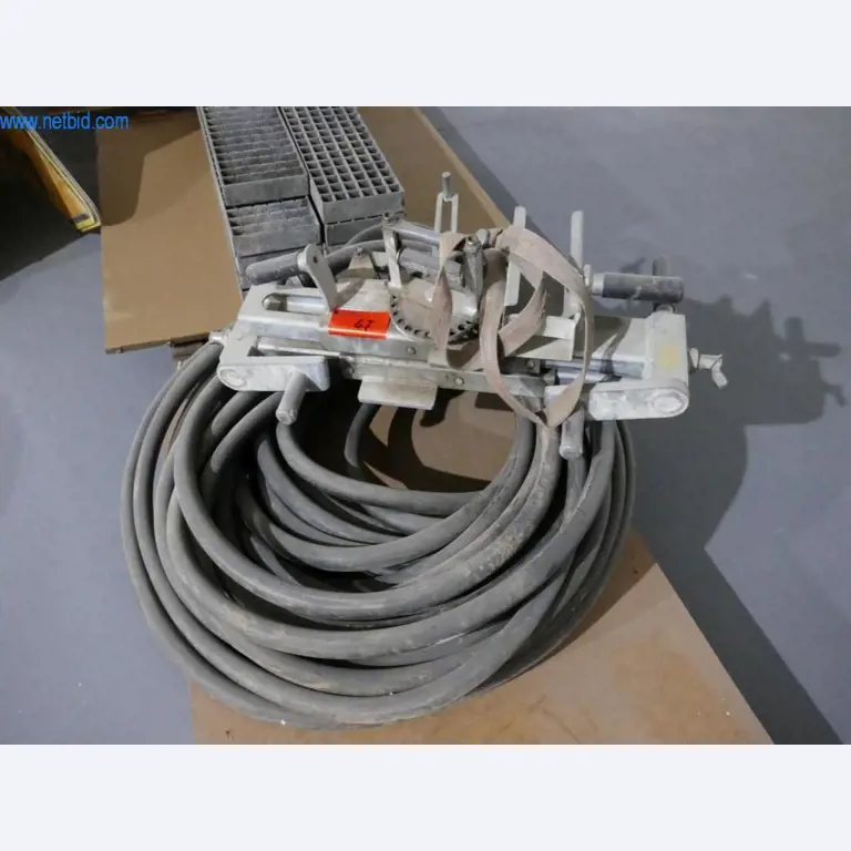 Maszyny budowlane, akcesoria budowlane, rusztowania, belki szalunkowe, podpory, maszyny i pojazdy do obróbki metalu-1