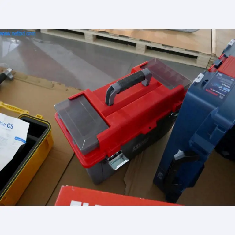 Bouwmachines, bouwaccessoires, steigers, bekistingsbalken, dragers, metaalbewerkingsmachines en -voertuigen-3