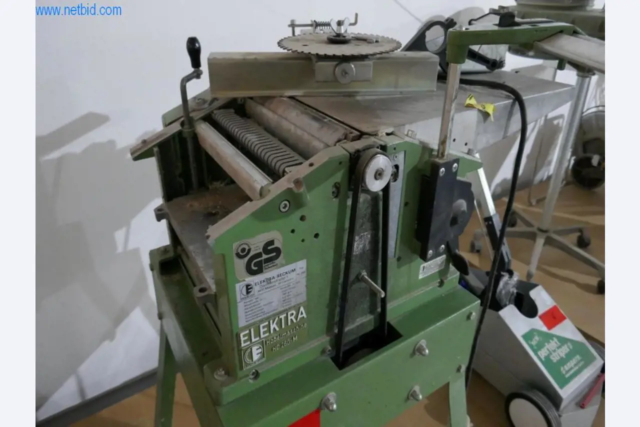 Baumaschinen, Bauzubehör, Gerüste, Schalungsträger, Stützen, metallverarbeitende Maschinen und Fahrzeuge-2