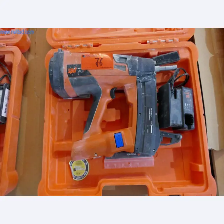 Stavební stroje, stavební příslušenství, lešení, bednicí nosníky, podpěry, kovoobráběcí stroje a vozidla-1