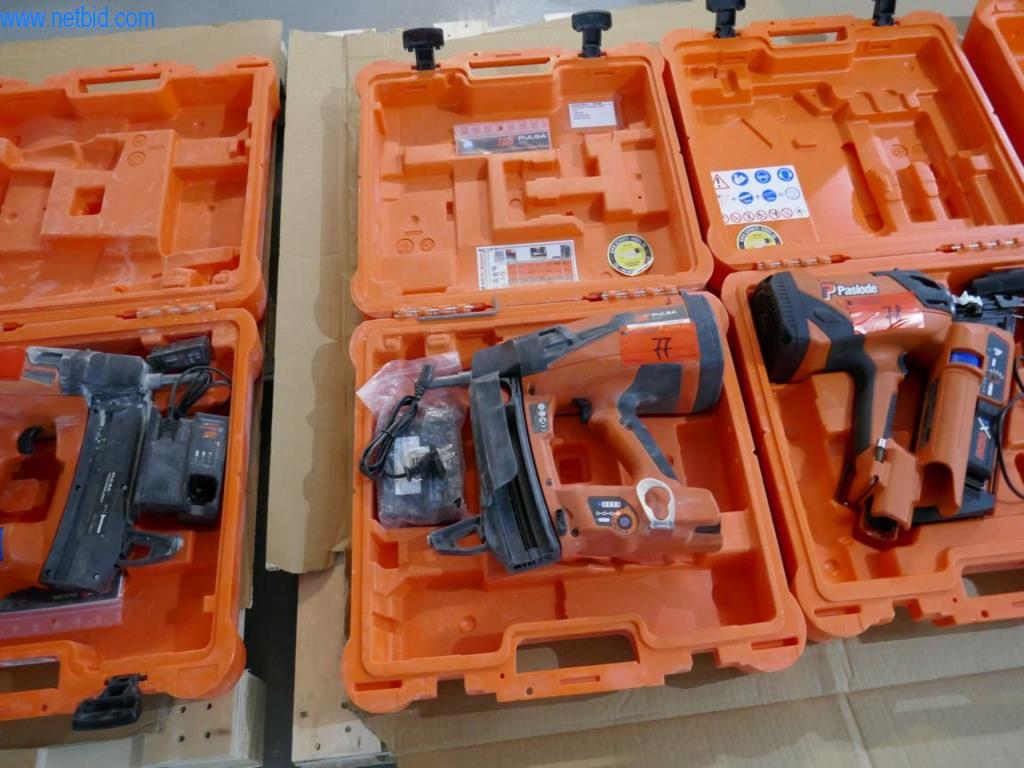 Stavební stroje, stavební příslušenství, lešení, bednicí nosníky, podpěry, kovoobráběcí stroje a vozidla-3