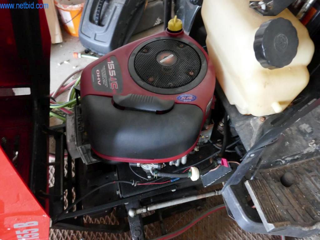 Máquinas de construção, acessórios de construção, andaimes, vigas de cofragem, suportes, máquinas e veículos para trabalhar metais-10