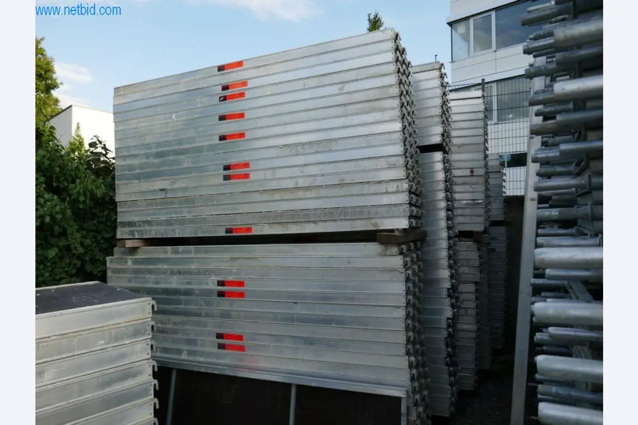 Maszyny budowlane, akcesoria budowlane, rusztowania, belki szalunkowe, podpory, maszyny i pojazdy do obróbki metalu-10