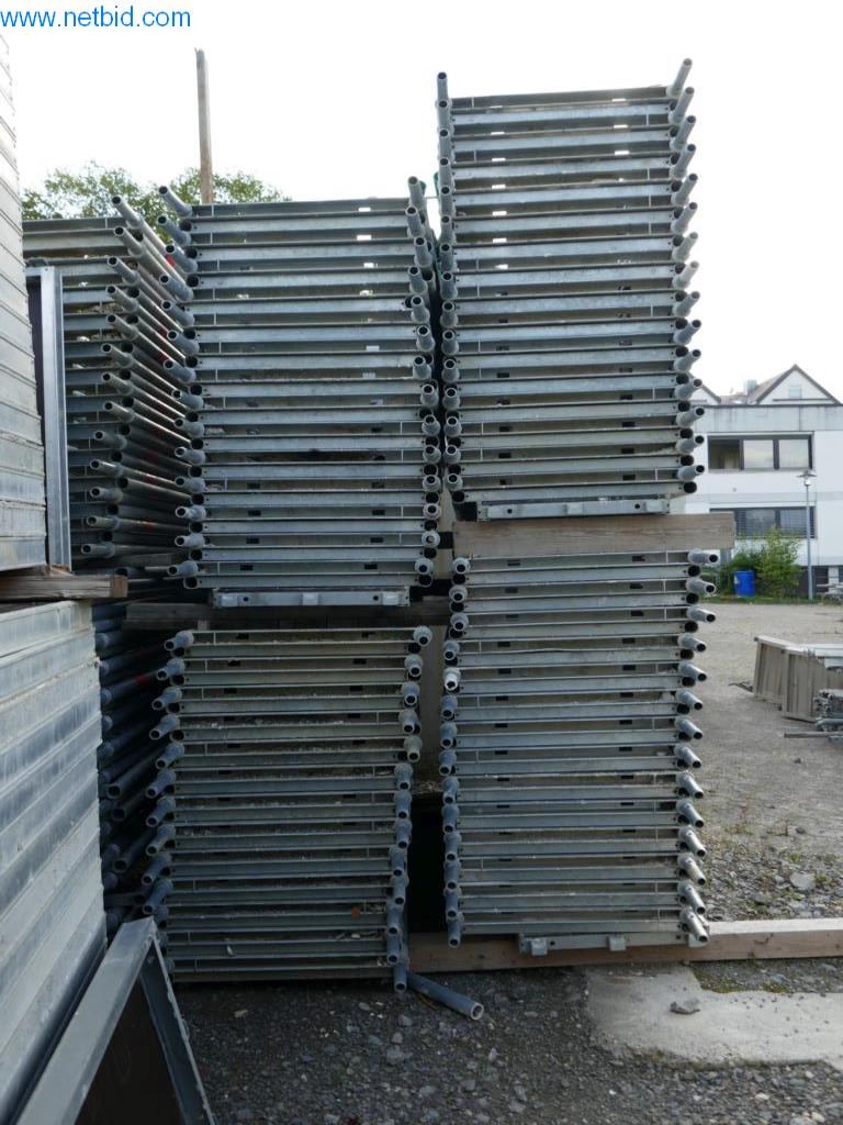 Máquinas de construção, acessórios de construção, andaimes, vigas de cofragem, suportes, máquinas e veículos para trabalhar metais-11