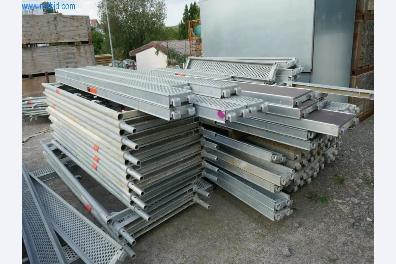 Maszyny budowlane, akcesoria budowlane, rusztowania, belki szalunkowe, podpory, maszyny i pojazdy do obróbki metalu-14