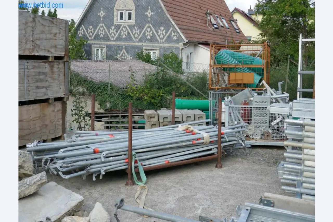 Maszyny budowlane, akcesoria budowlane, rusztowania, belki szalunkowe, podpory, maszyny i pojazdy do obróbki metalu-15