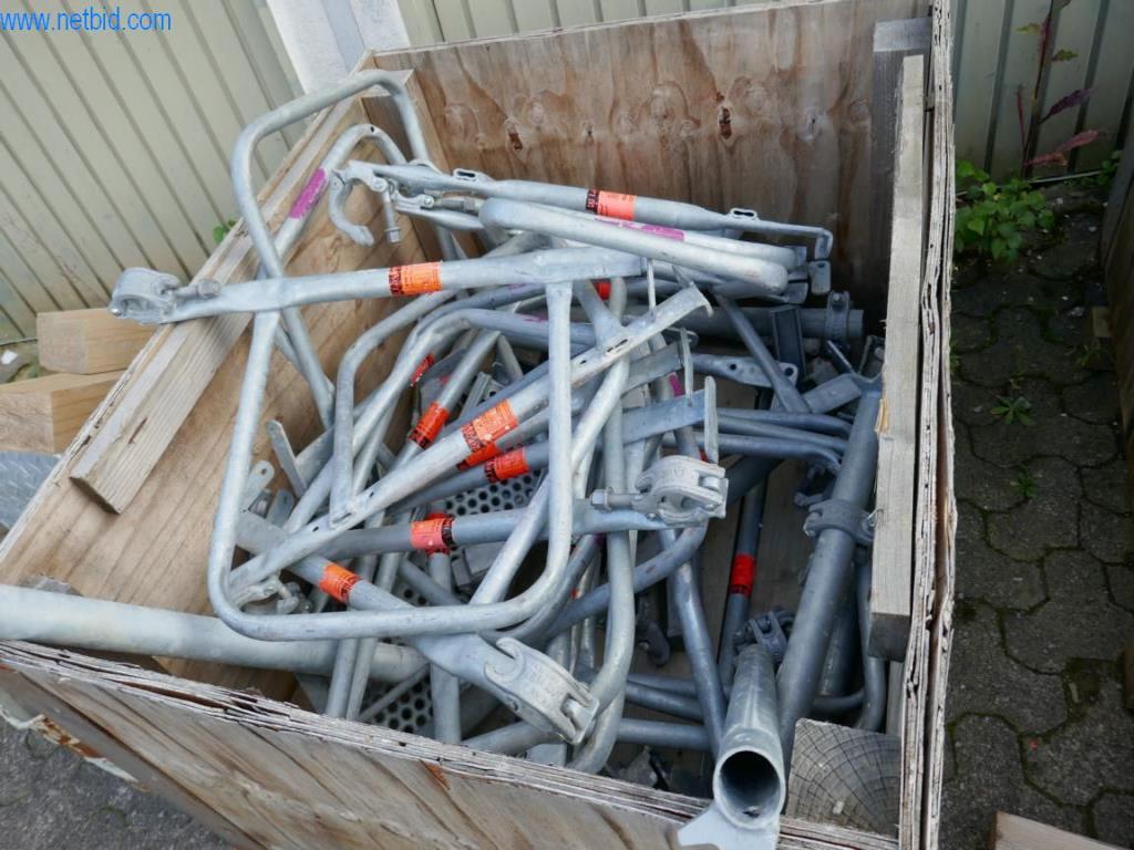 Máquinas de construção, acessórios de construção, andaimes, vigas de cofragem, suportes, máquinas e veículos para trabalhar metais-17