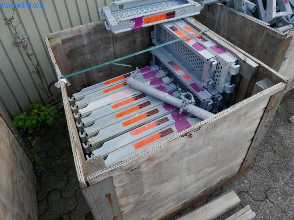 Máquinas de construção, acessórios de construção, andaimes, vigas de cofragem, suportes, máquinas e veículos para trabalhar metais-18