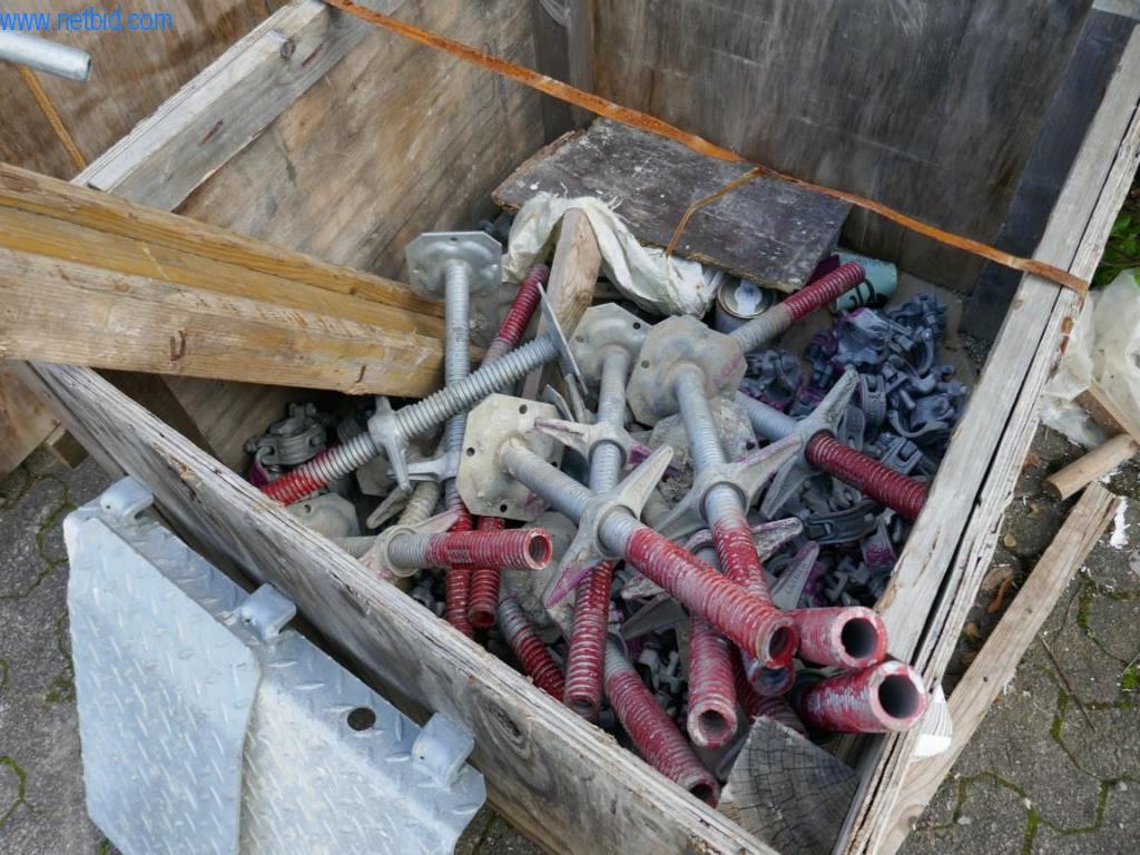 Máquinas de construção, acessórios de construção, andaimes, vigas de cofragem, suportes, máquinas e veículos para trabalhar metais-20