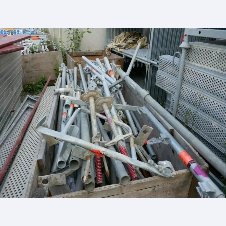 Maszyny budowlane, akcesoria budowlane, rusztowania, belki szalunkowe, podpory, maszyny i pojazdy do obróbki metalu-26