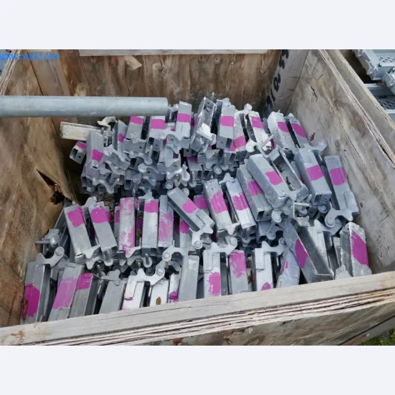 Maszyny budowlane, akcesoria budowlane, rusztowania, belki szalunkowe, podpory, maszyny i pojazdy do obróbki metalu-27