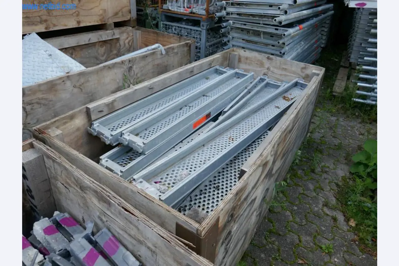 Maszyny budowlane, akcesoria budowlane, rusztowania, belki szalunkowe, podpory, maszyny i pojazdy do obróbki metalu-28