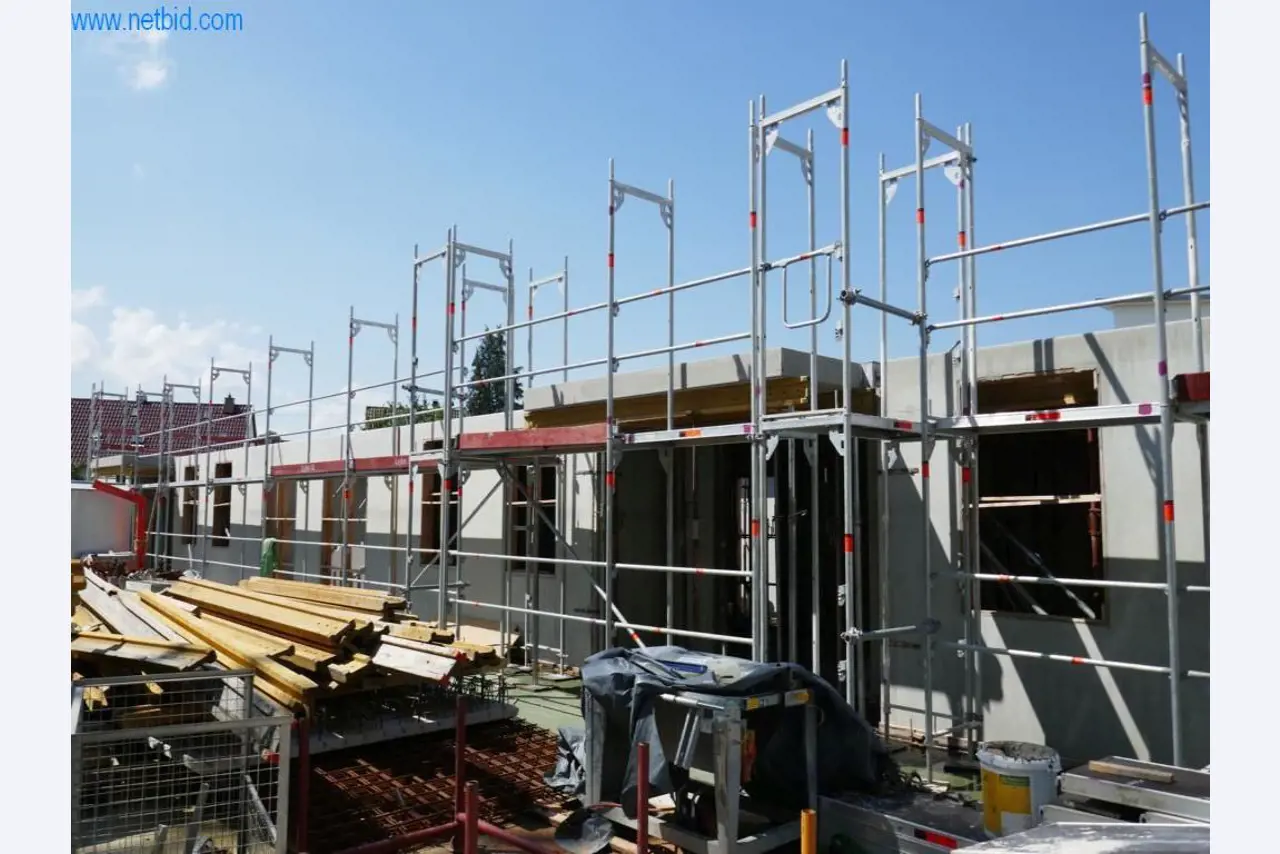 Maszyny budowlane, akcesoria budowlane, rusztowania, belki szalunkowe, podpory, maszyny i pojazdy do obróbki metalu-2