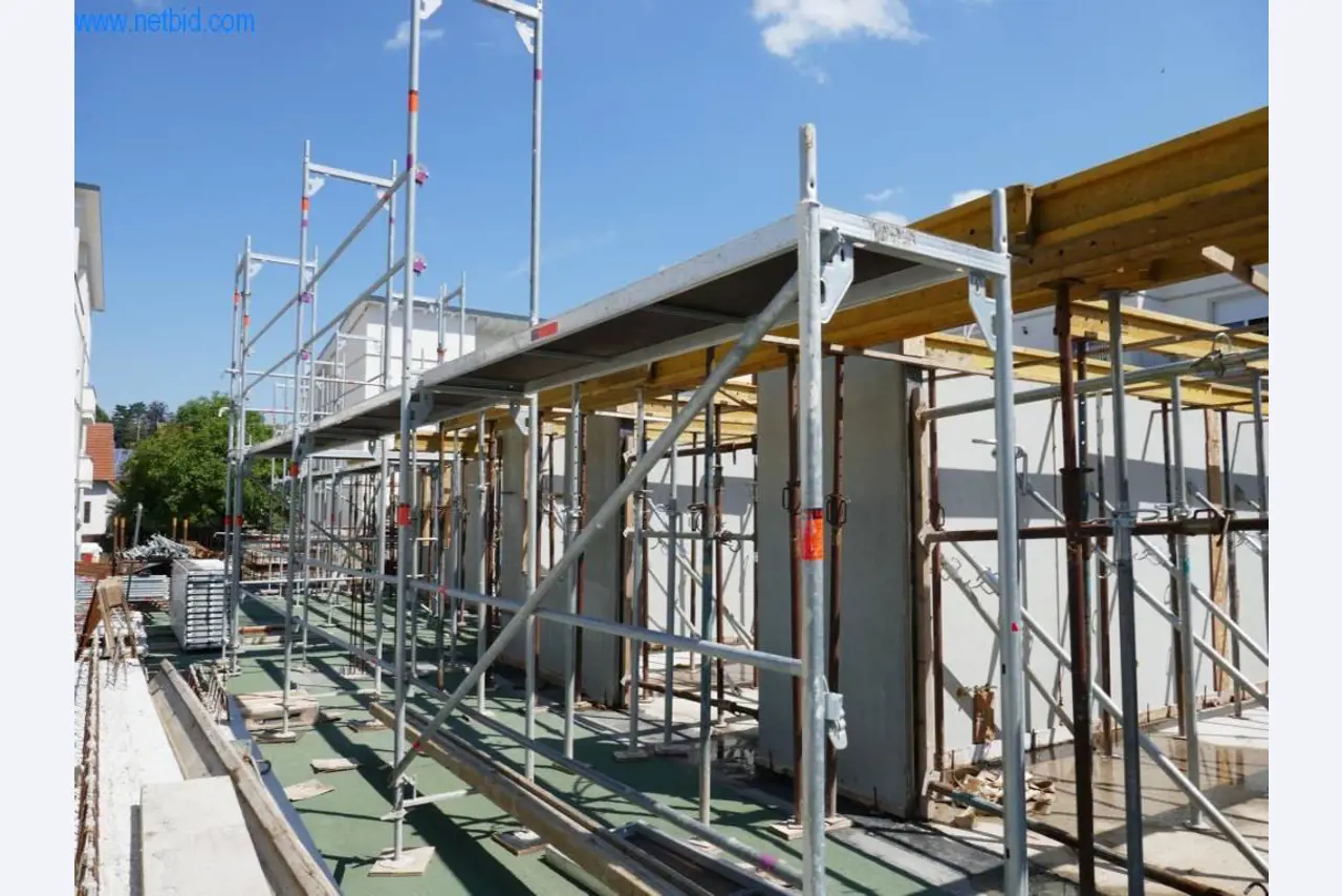 Maszyny budowlane, akcesoria budowlane, rusztowania, belki szalunkowe, podpory, maszyny i pojazdy do obróbki metalu-7