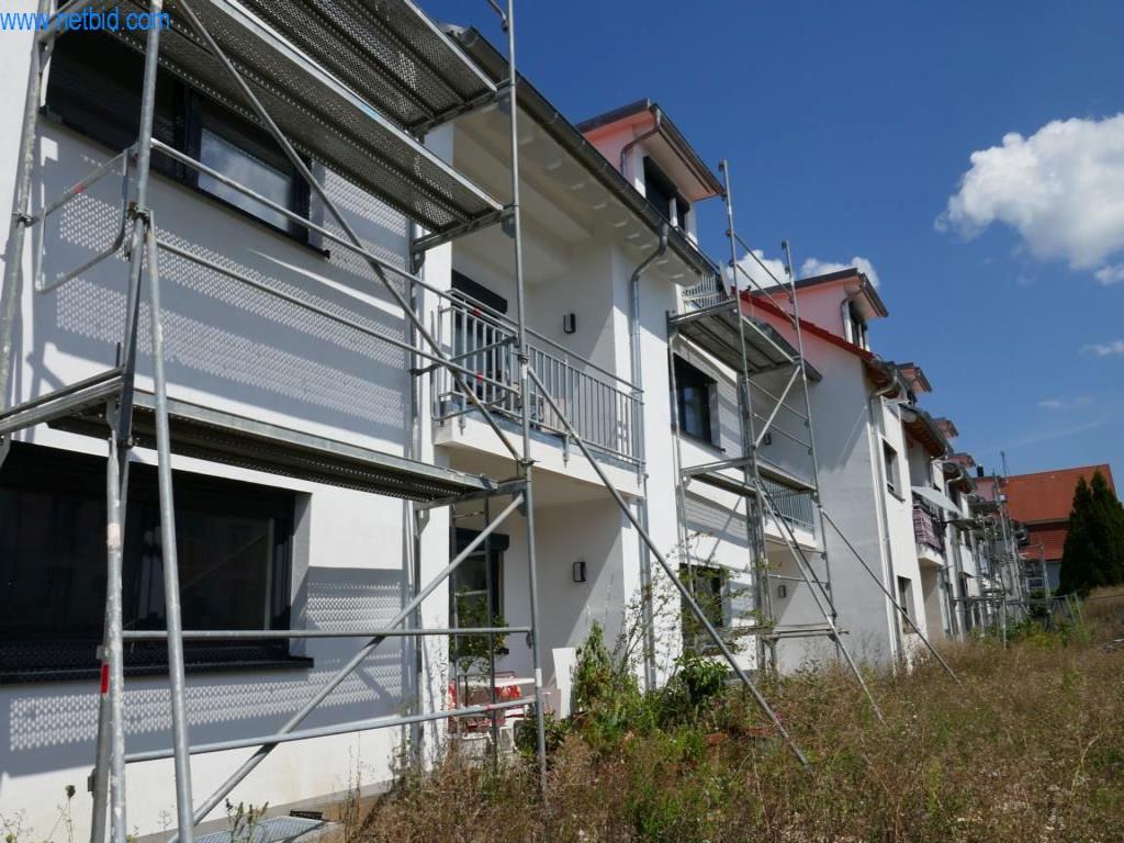 Máquinas de construção, acessórios de construção, andaimes, vigas de cofragem, suportes, máquinas e veículos para trabalhar metais-1