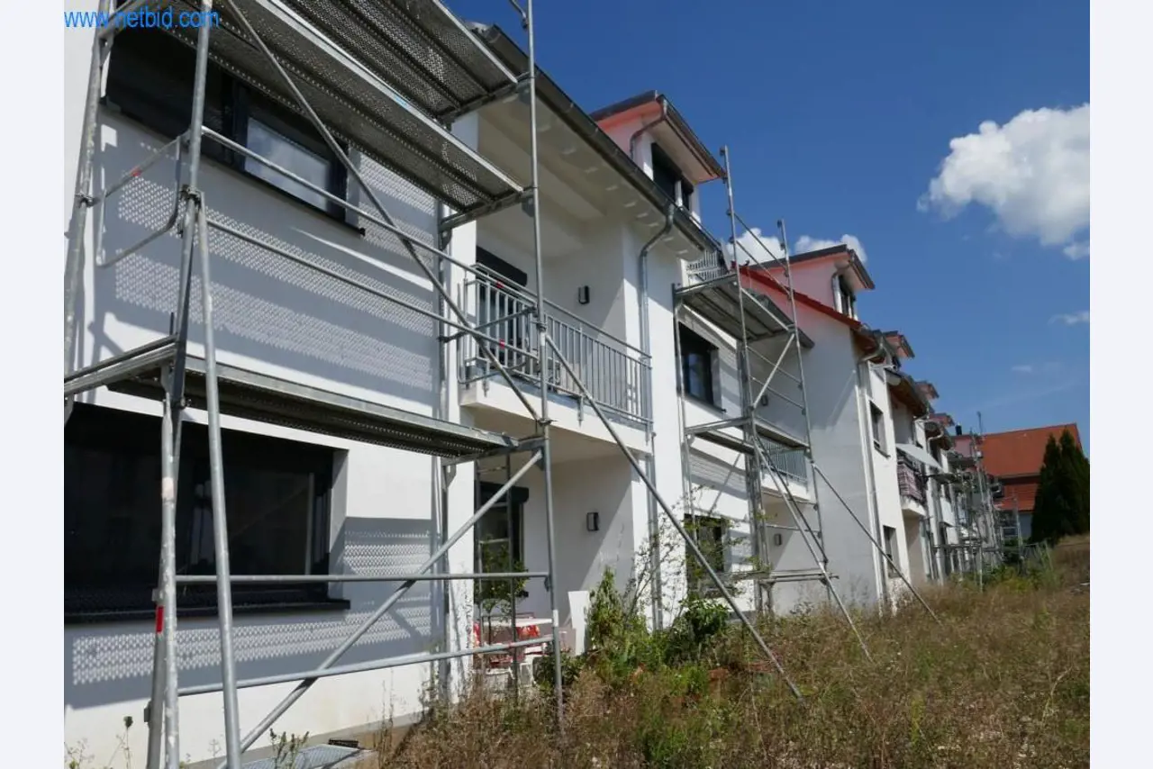 Maszyny budowlane, akcesoria budowlane, rusztowania, belki szalunkowe, podpory, maszyny i pojazdy do obróbki metalu-1