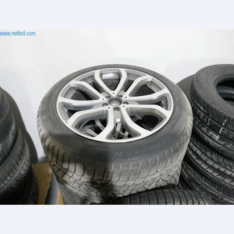 Maszyny budowlane, akcesoria budowlane, rusztowania, belki szalunkowe, podpory, maszyny i pojazdy do obróbki metalu-3