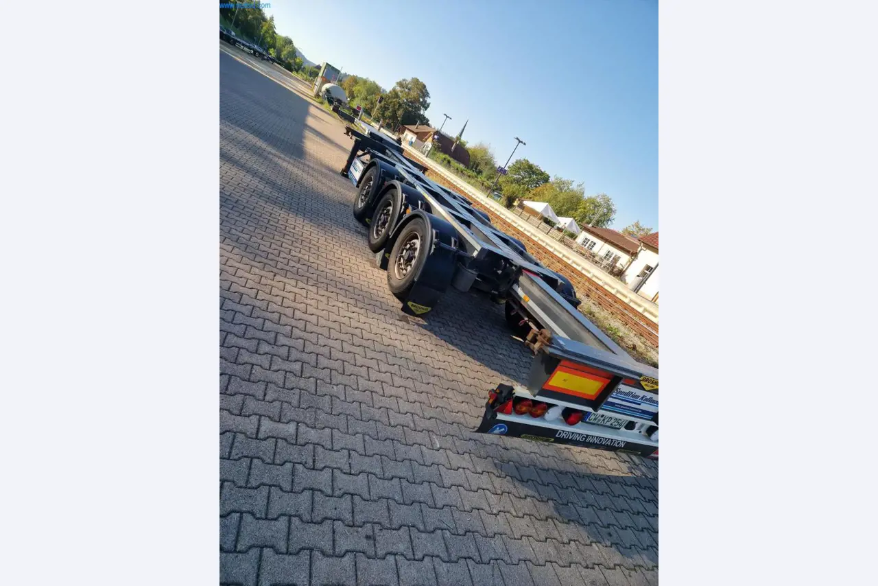 Sattelauflieger - Wechselbrücken - Container - Schwerlastgabelstapler -2