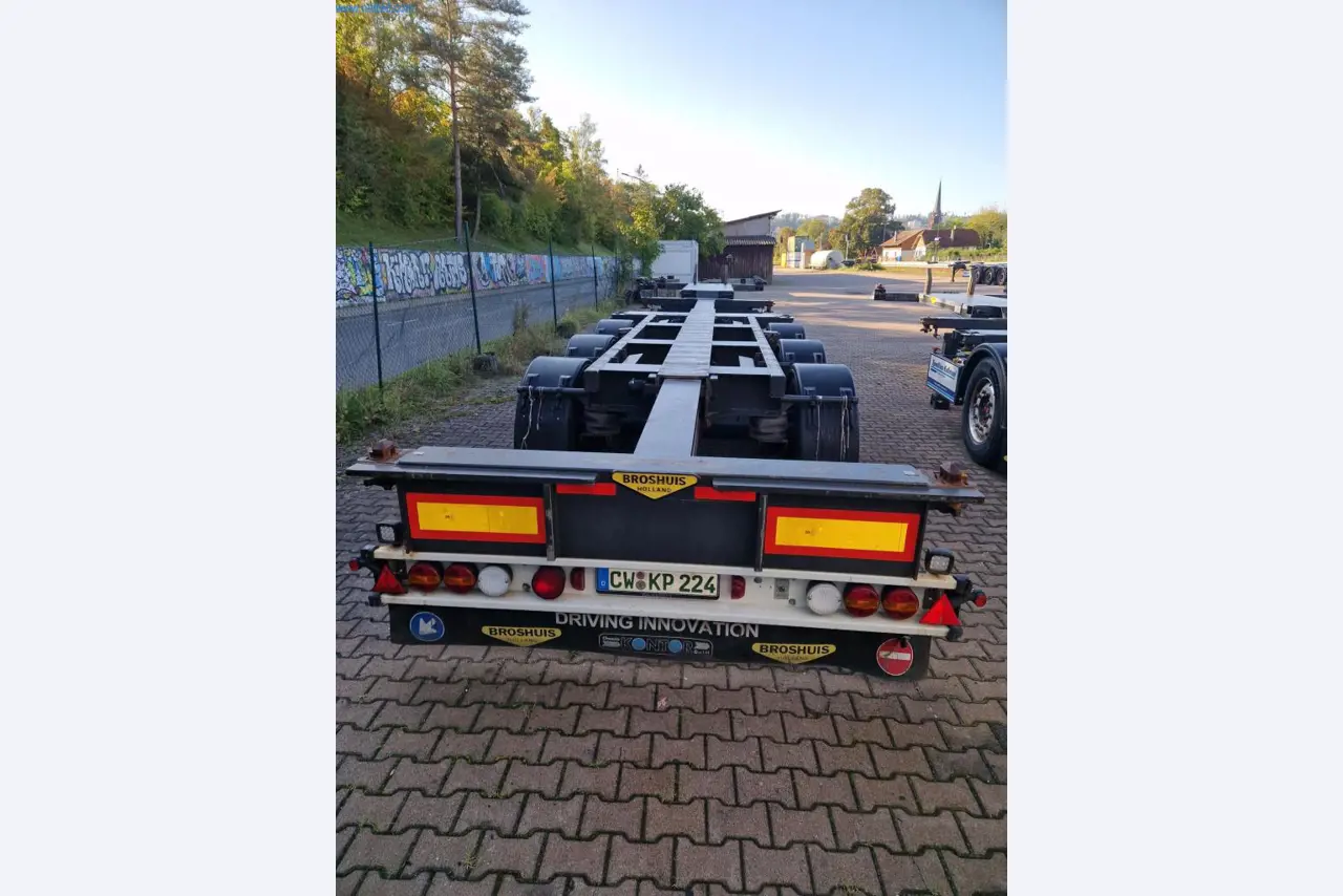 Sattelauflieger - Wechselbrücken - Container - Schwerlastgabelstapler -1