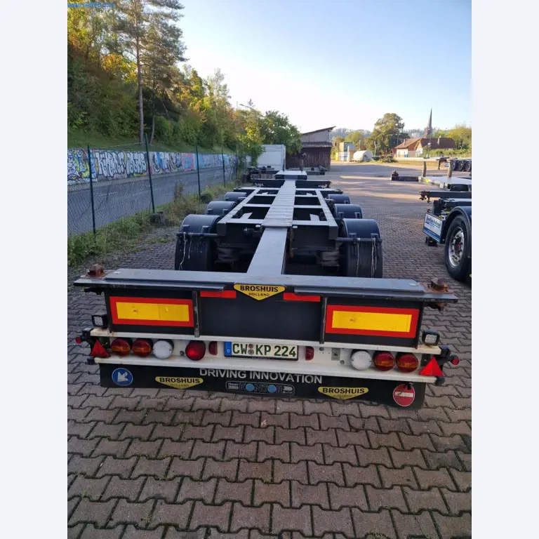 Sattelauflieger - Wechselbrücken - Container - Schwerlastgabelstapler -1