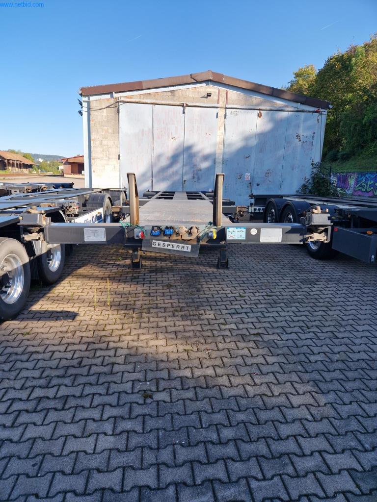 Semi-trailers - Swap bodies - Container - heavy-duty forklift trucks-2