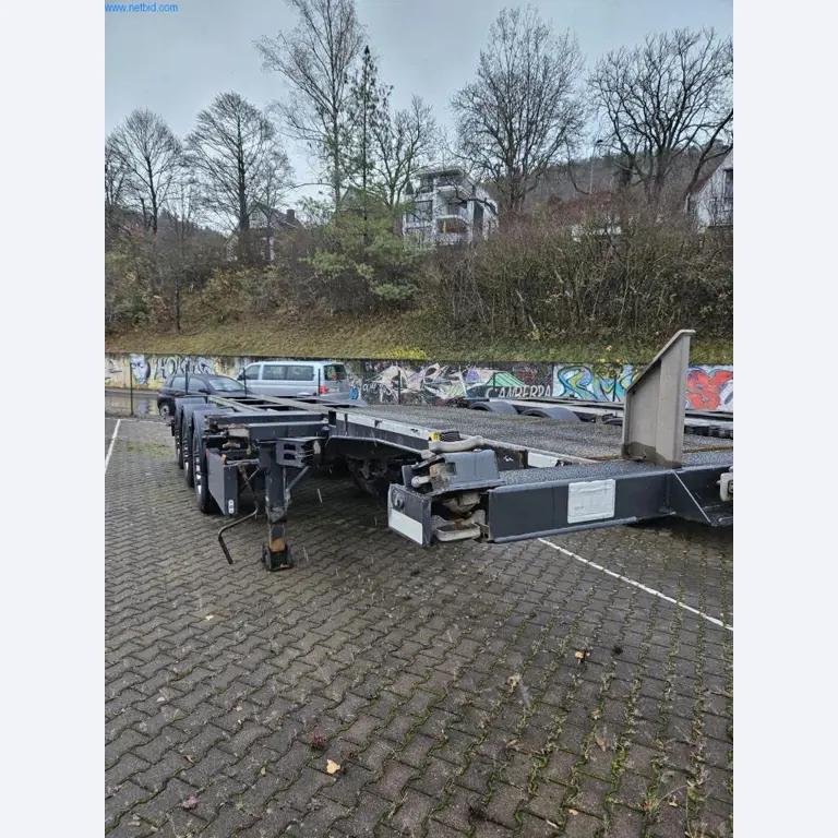 Sattelauflieger - Wechselbrücken - Container - Schwerlastgabelstapler -2