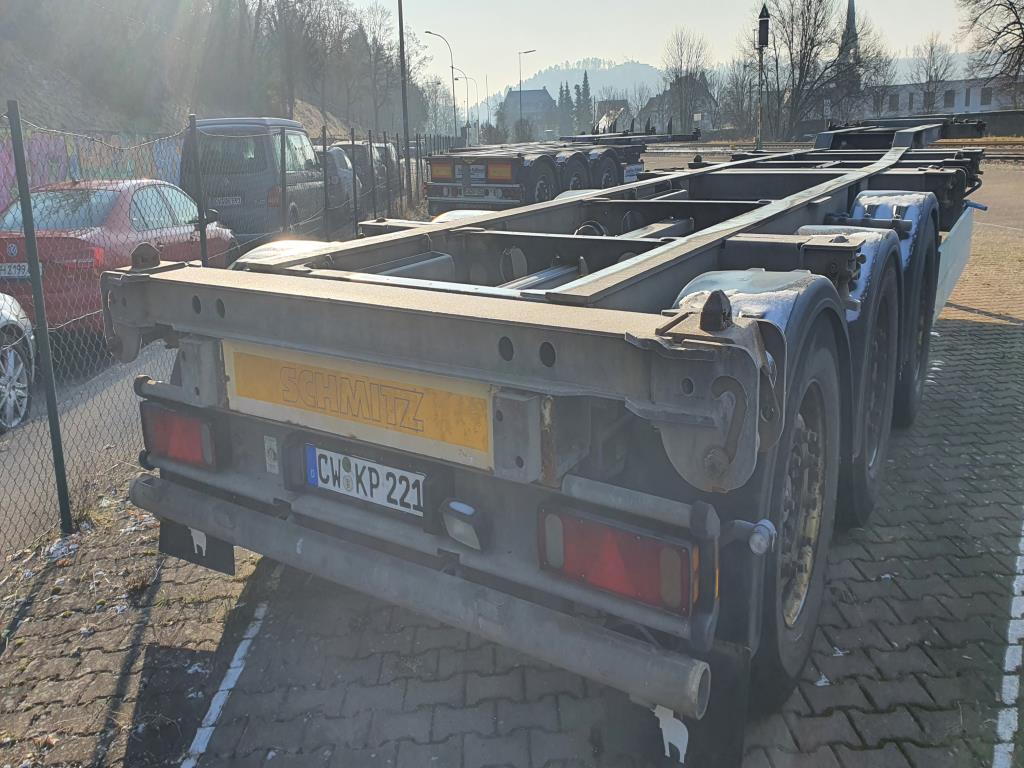 Semirremolques - Carrocerías intercambiables - Contenedores - Carretillas elevadoras pesadas-1