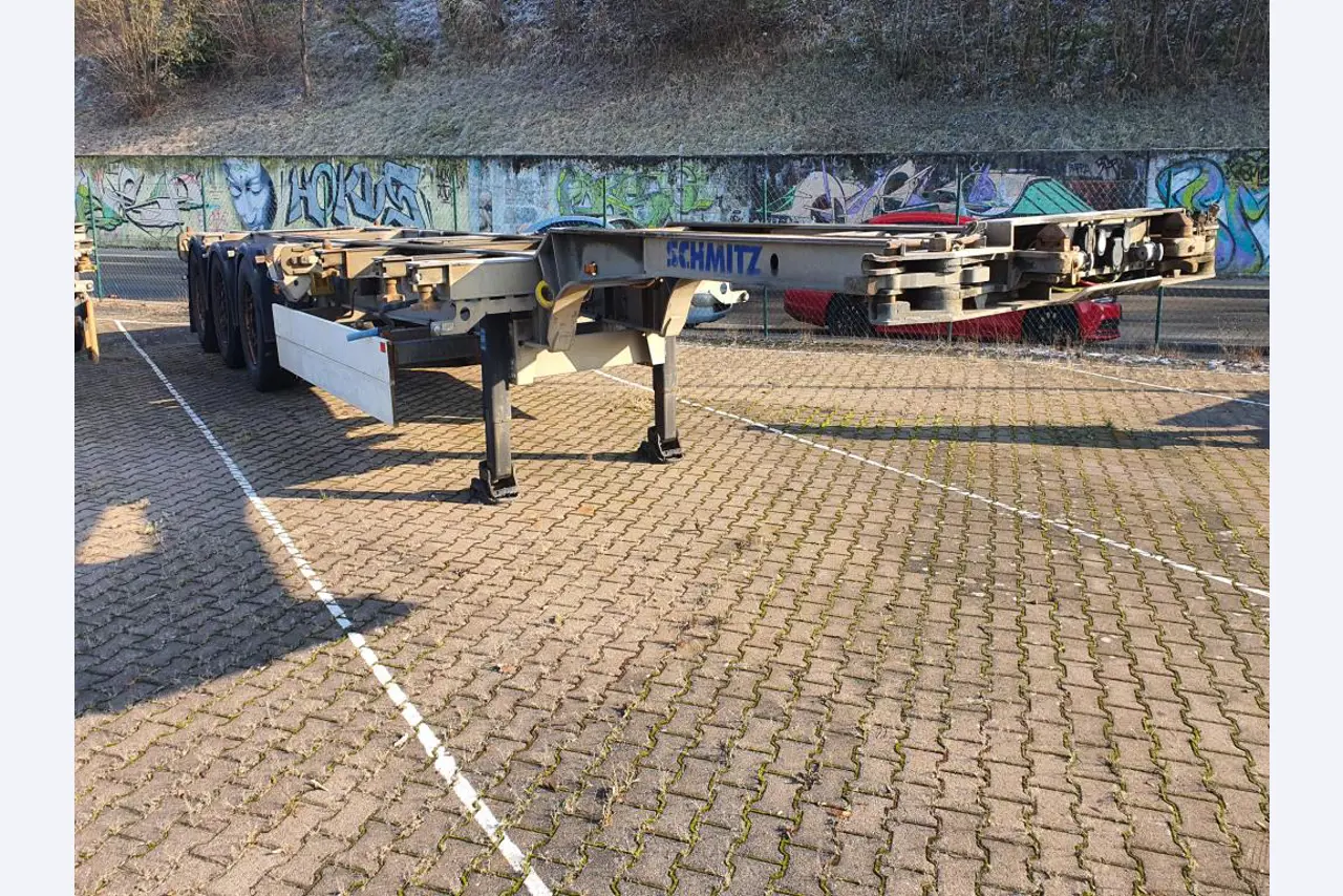 Opleggers - Wissellaadbakken - Containers - Heftrucks voor zwaar gebruik-2