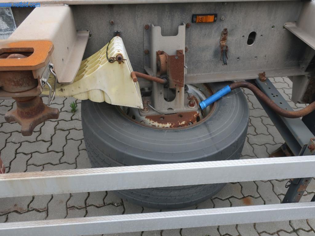 Sattelauflieger - Wechselbrücken - Container - Schwerlastgabelstapler -7